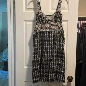 Max Studio black and white embroidered dress